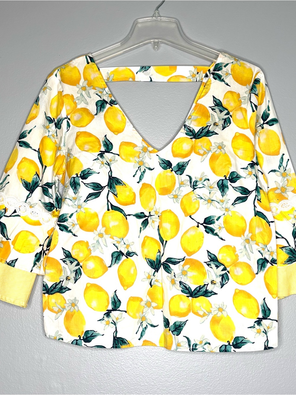 Eyeshadow Lemon-Print V-Neck Bell Sleeves Blouse in Yellow and White